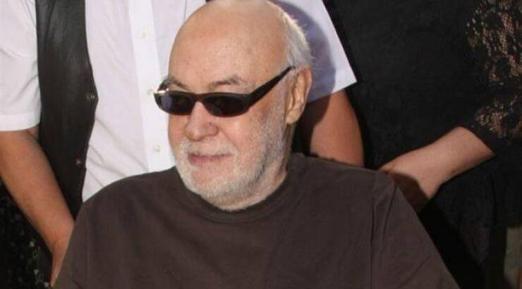 Τρίτη μέρα στην Εντατική ο Ανδρέας Μπάρκουλης!