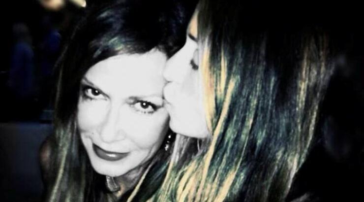 Σοφία Καρβέλα στην Άννα Βίσση: «Δεν πέρασες τις ώρες που σε ήθελα μαζί μου»