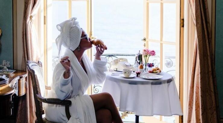 Πασίγνωστη τραγουδίστρια εξομολογήθηκε πως δεν μπορεί να κάνει παιδιά