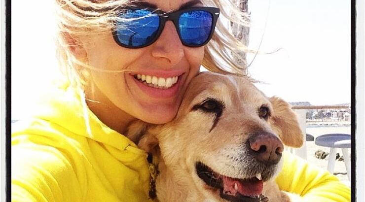 Μαρίνα Φιλιππίδου Θεοχάρους: Απίστευτη: Δείτε την να στέκεται στις πουέντ!