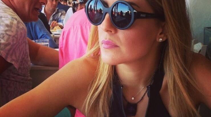 Σοφία Μαλέκου: Δείτε τη να οδηγάει σκάφος