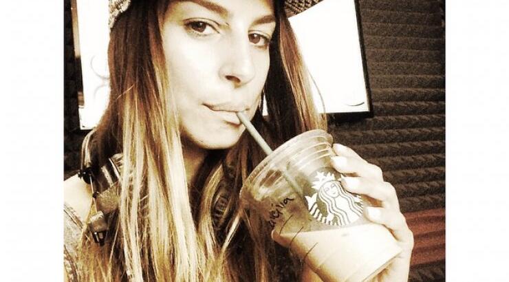 Κωνσταντίνα Ευριπίδου: Δείτε λεπτομέρειες του νυμφικού και το μήνυμα του σχεδιαστή