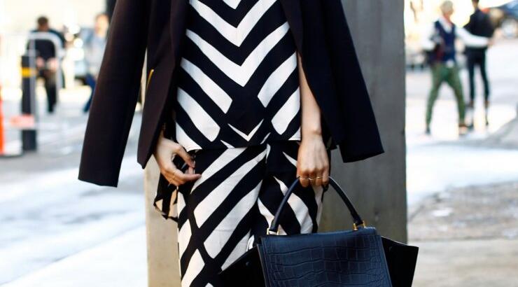 Μαύρο σακάκι: Πώς να το φορέσεις την Άνοιξη