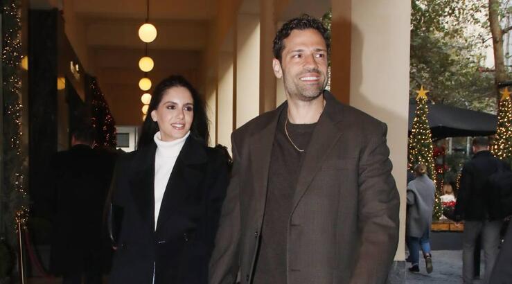 Αργυρός - Νίκα: Το οικογενειακό στιγμιότυπο με τον γιο τους αγκαλιά στο Chicago [εικόνα]