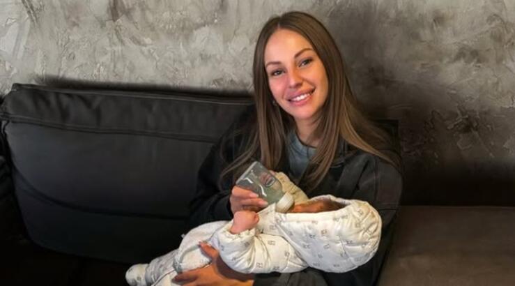 Ανδρομάχη: Συγκινεί με το βίντεο που ανήρτησε μαζί με τον γιο της - "Πριν λίγους μήνες σου..."