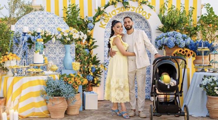 Γρηγόρης Κάστανος - Ραφαέλλα Παύλου: Βάφτισαν τον γιο τους [εικόνες]