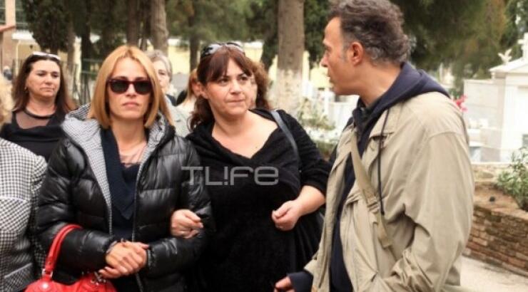 Ο καλλιτεχνικός κόσμος αποχαιρέτισε την Αντιγόνη Βαλάκου [εικόνες]