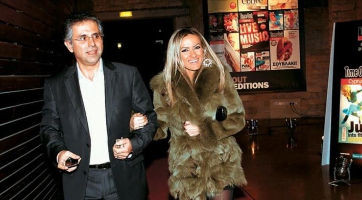 Συγκινεί η κόρη της Έφης Παπαϊωάννου για τα 15 χρόνια χωρίς τον Άντη Χατζηκωστή - "Το σ αγαπώ είναι λίγο" [εικόνα]