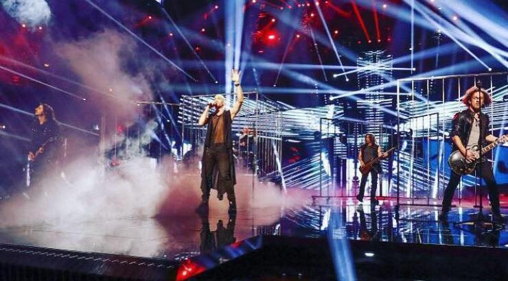 Η στιγμή που η κυπριακή αποστολή ξεσπά σε πανηγύρια όταν περνάει στον τελικό της Eurovision