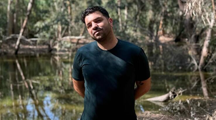 Χάρης Παπαθεοχάρους: «Η πατρική άδεια δεν είναι προνόμιο» [εικόνα]