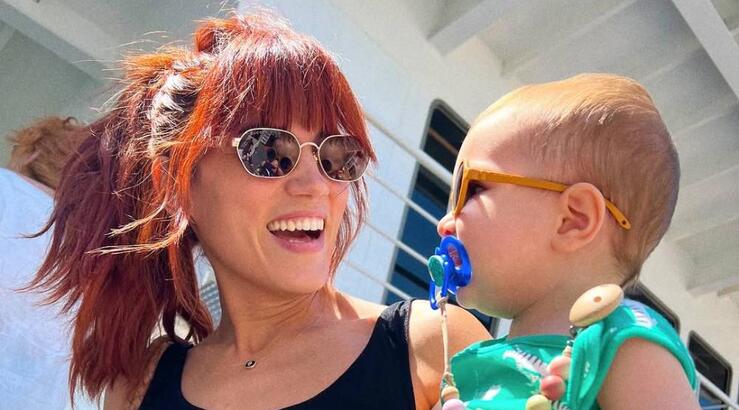 Μαίρη Συνατσάκη: Η κόρη της Ολίβια, μπήκε στη ντουλάπα της και φόρεσε τα ρούχα της [βίντεο] 