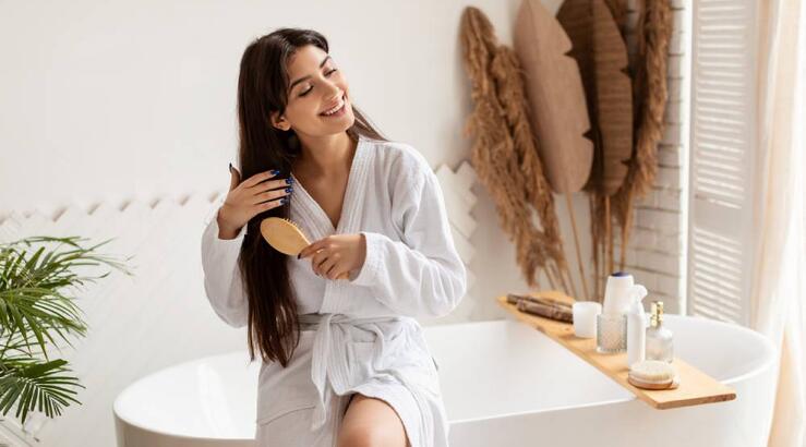 Πώς μπορείς να μακρύνεις τα μαλλιά σου φυσικά σύμφωνα με τους ειδικούς;