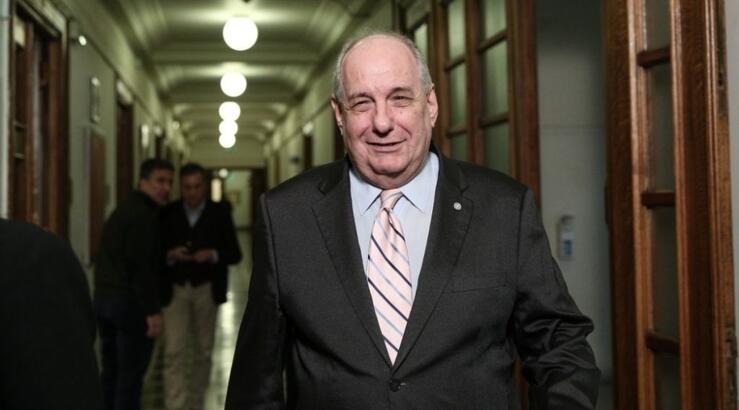 Τέρενς Κουίκ: "Δεν είχα την ανάγκη να θυμάμαι τον πατέρα μου αφού δεν με ήθελε" [βίντεο]