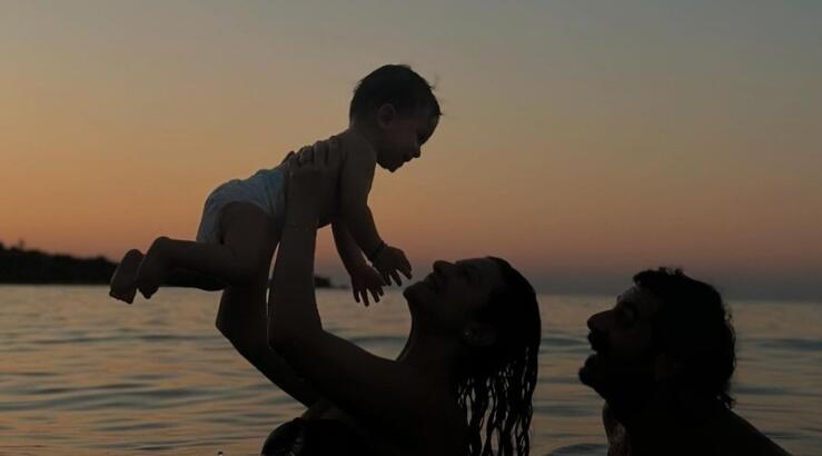 Νίκη Δραγούμη: Το τρυφερό στιγμιότυπο του συζύγου της με τον γιο τους σε κολυμβητήριο [εικόνα]