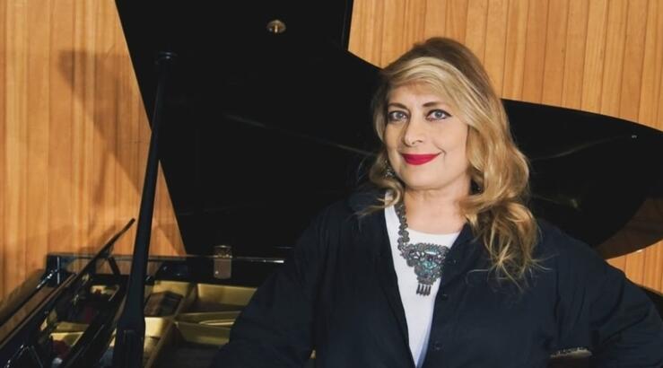 Αλέξια: Έγινε γνωστό! Τραγούδι της ακούγεται σε γνωστή σειρά του Netflix [εικόνα & βίντεο]