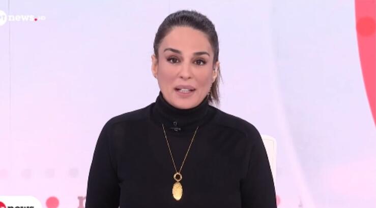 Θρήνος στην ΕΡΤ: Η σπαρακτική στιγμή που η παρουσιάστρια λυγμούς ανακοινώνει τον θάνατο του σκηνοθέτη της