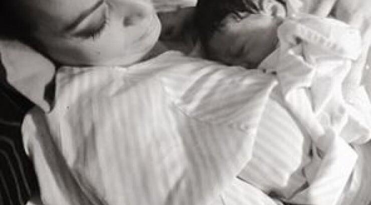 Κύπρια socialite έφερε στον κόσμο την κορούλα της