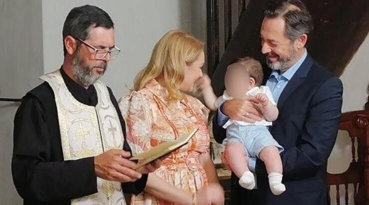 Γενέθλια για τον γιο της Μαρίνας Βρόντη - Οι ευχές από τους νονούς, Αχιλλέα Γραμματικόπουλο και Μιράντα Γιατρού [εικόνα]