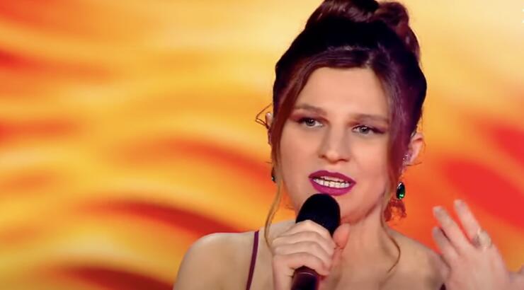 Voice: Συγκλόνισε η παίκτρια που αφιέρωσε το τραγούδι στους νέους που δέχονται bullying