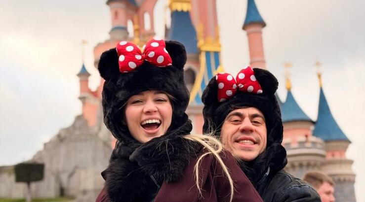 Φειδίας - Στυλιάνα: «Απόδραση» στη Disneyland [εικόνες]