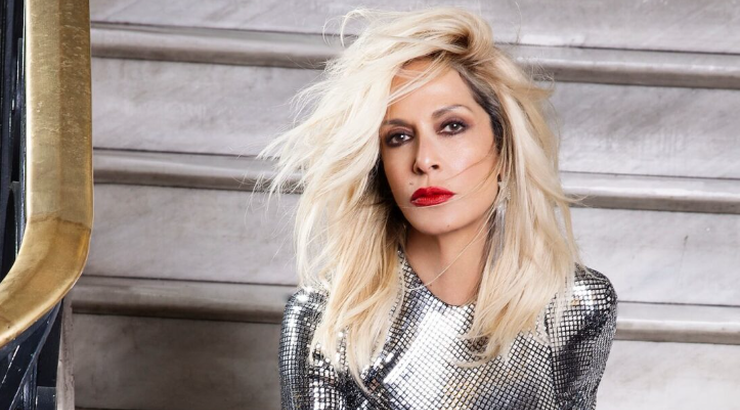 Άννα Βίσση: Αφιέρωσε on stage σε δημοσιογράφο το «Είσαι ο τελευταίος μου σταθμός» [βίντεο]