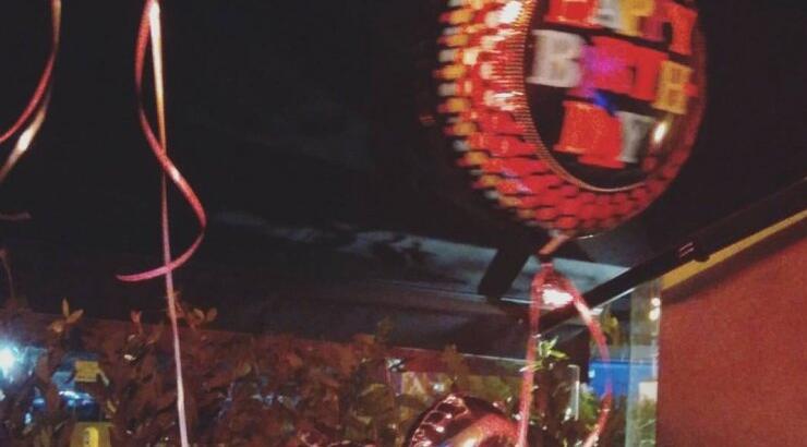 Το πάρτι έκπληξη για τα γενέθλια πανέμορφης εστεμμένης Κύπριας! [εικόνες & βίντεο]