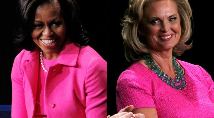 Obama - Romney: Επέλεξαν το ίδιο χρώμα φόρεμα!