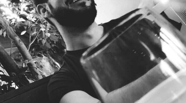 Αυτός ο γοητευτικός άντρας είναι ο νέος σύντροφός πασίγνωστης ηθοποιού