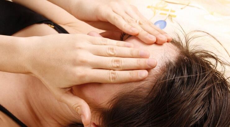 Smartphones και tablets βλάπτουν τον ύπνο και την καριέρα