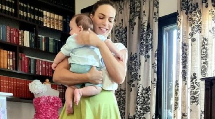 Κατερίνα Στικούδη: Ο εκνευρισμός στα αρνητικά σχόλια που δέχεται για τον 5 μηνών γιο της [βίντεο]