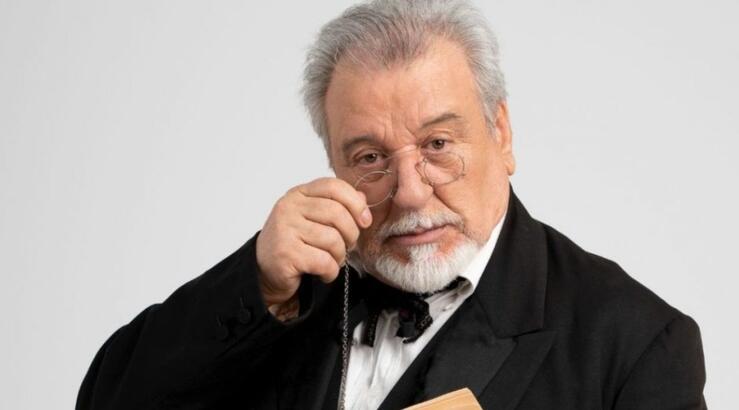 Τάσος Χαλκιάς: "Ο μπαμπάς μου με έδερνε επειδή έπρεπε να με δείρει"