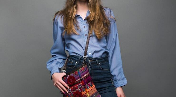  Η κόρη της Μπαλατσινού στην καμπάνια της Toms 