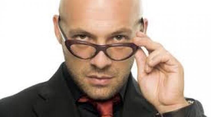 Νίκος Μουτσινάς: «Κάτσε να δούμε που θα τη βάλει ο ΑΝΤ1 όλη τη showbiz που πήρε...»