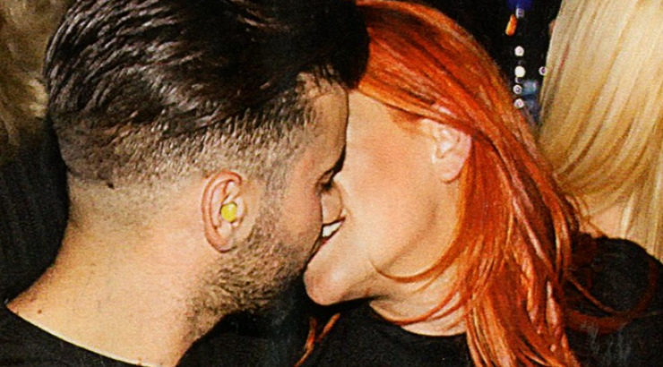 Τα καυτά φιλιά Χρηστίδου - Μαραντίνη