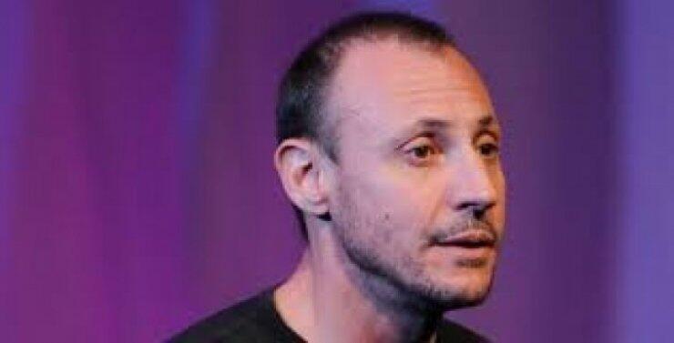 Κλέων Γρηγοριάδης: «Είμαι αρκετά διαστροφικός στο σεξ, πολύ πιο ακραίο από το να ήμουν gay»