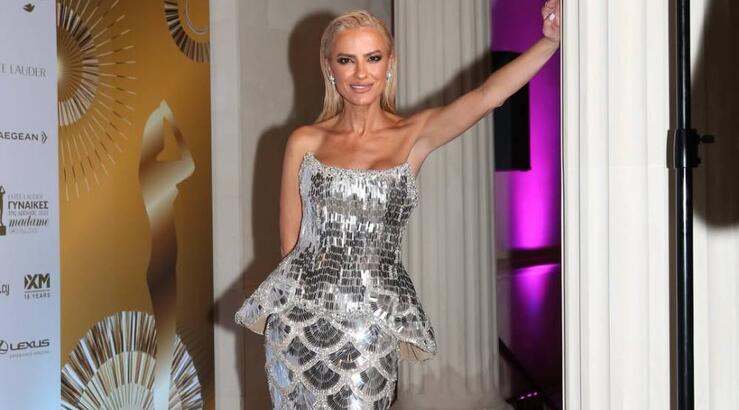 Έφη Παπαϊωάννου: Σου δείχνει το απόλυτο στιλιστικό tip για τα festive σύνολα