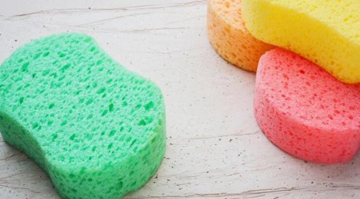 Πώς να καθαρίσω το σφουγγάρι μου;