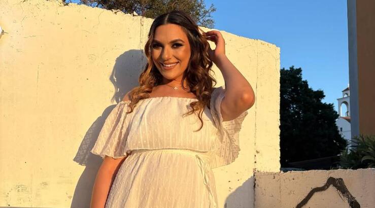 Ιωάννα Λαμπροπούλου: Η selfie με την 5 μηνών κόρη της και το 10ο outfit της ημέρας [εικόνα]