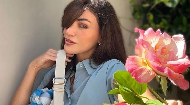 Ήβη Αδάμου: To story χέρι - χέρι με την κόρη της στην παραλία [βίντεο]