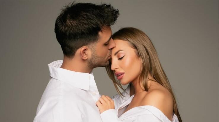 Γιώργος Λιβάνης: "Δεν με ενόχλησε που διέρρευσε η ημερομηνία του γάμου μου γιατί δεν ξέρω αν ισχύει"