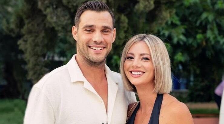 Eλένη Χαμπέρη: Μόλις έφερε στον κόσμο την κορούλα της [εικόνα]