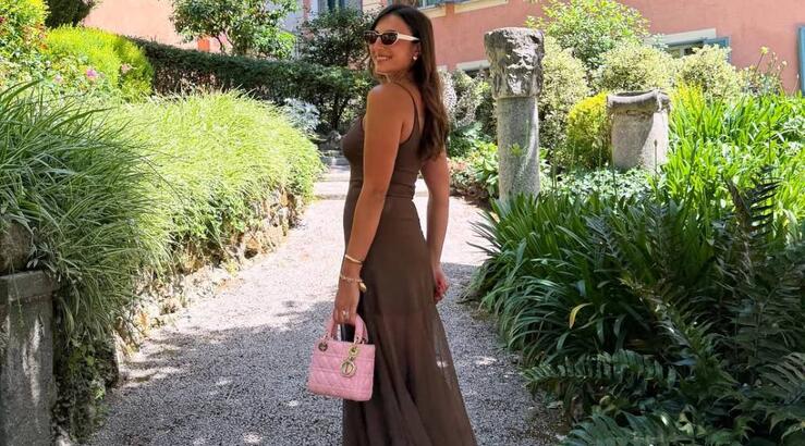 Τα φορέματα που επέλεξαν τις πρώτες ημέρες του καλοκαιριού τα fashion girls του νησιού