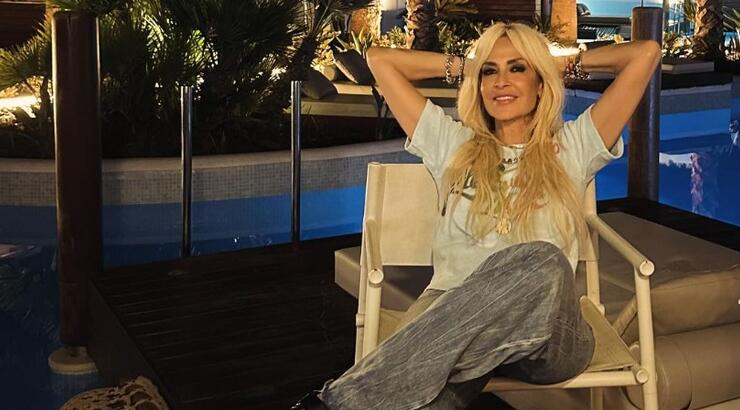 Άννα Βίσση: Συνάντησε Ελληνίδα παρουσιάστρια και της είπε να δώσει φιλιά σε πρώην της [βίντεο]