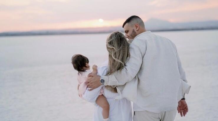 Γνωστή Κύπρια ηθοποιός έγινε μητέρα για δεύτερη φορά - Το όνομα της νεογέννητης [εικόνες]