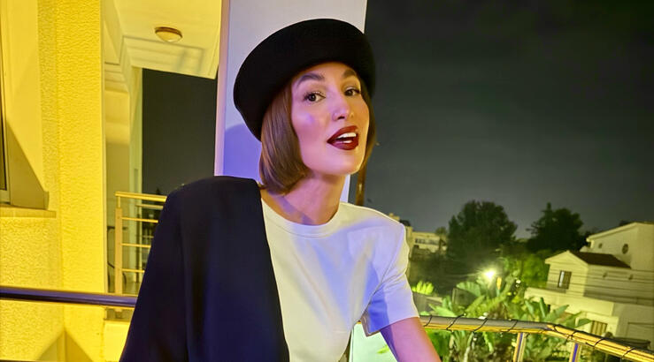 Βαρβάρα Νικολακάκη: Φόρεσε το Zara jacket που είναι απόλυτα on trend