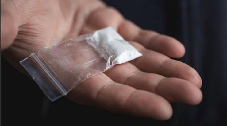 Τρέμουν οι celebrities: Αυτός είναι ο Έλληνας σχεδιαστής που συνελήφθη να προμηθεύει κοκαΐνη την κοσμική Αθήνα