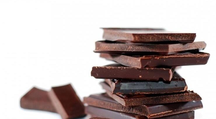Η σοκολάτα μάς προστατεύει από το εγκεφαλικό