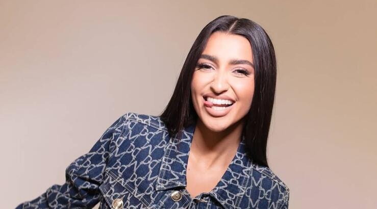 Φωταγώγηση δέντρου Δήμου Λευκωσίας με δωρεάν συναυλία από την Αναστασία