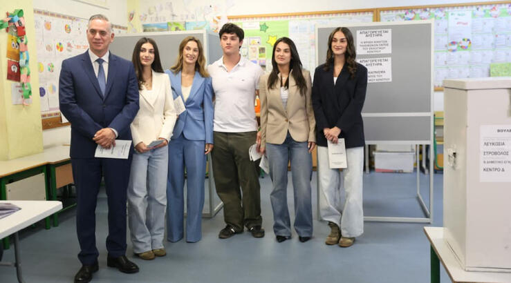 Νικόλας – Γιώτα Παπαδοπούλου: Ψήφισαν για πρώτη φορά τα τέσσερα παιδιά τους [εικόνες] 