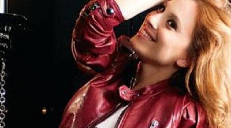 Άννα Μονογιού: Ζευγάρι με το Διονύση Τσακνή;